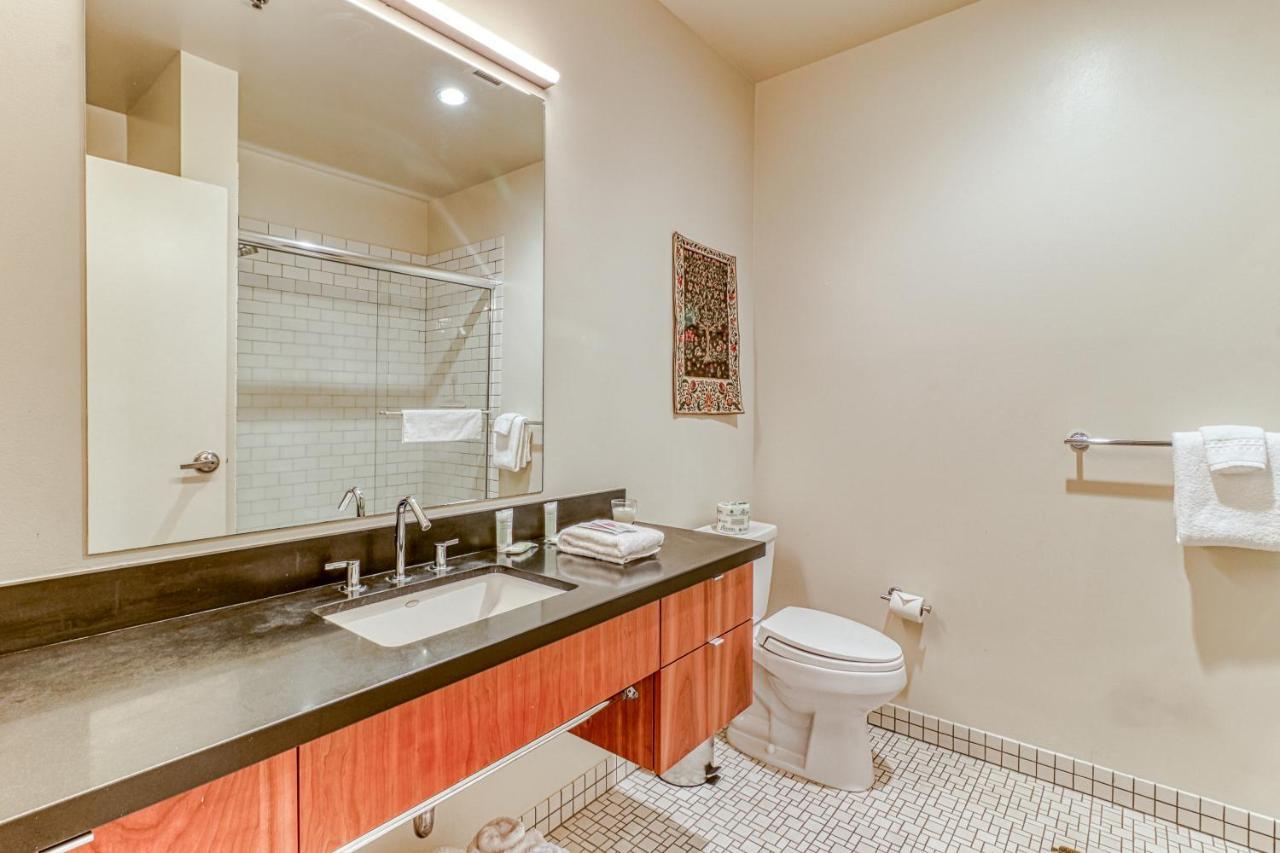 Hotel Oak Street Lofts Hood River Esterno foto